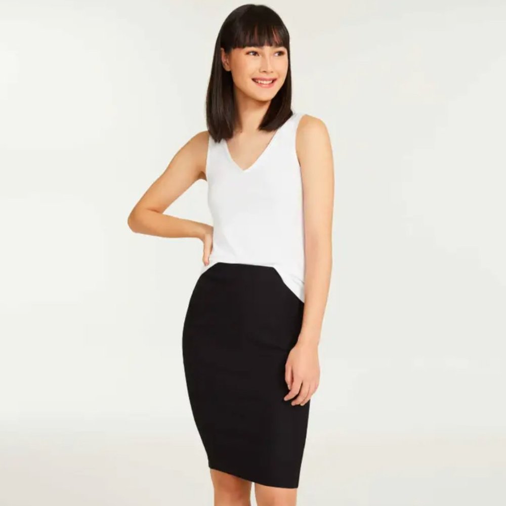 Joe Fresh black knee-length skirt